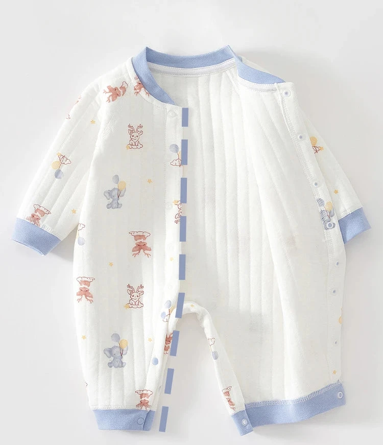 Combinaison bébé imprimé mignon
