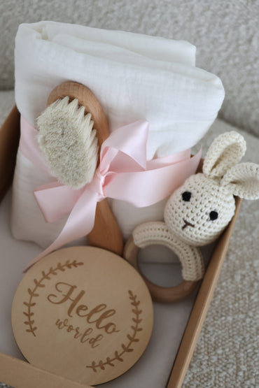 Crochet Giftbox Bunny-1