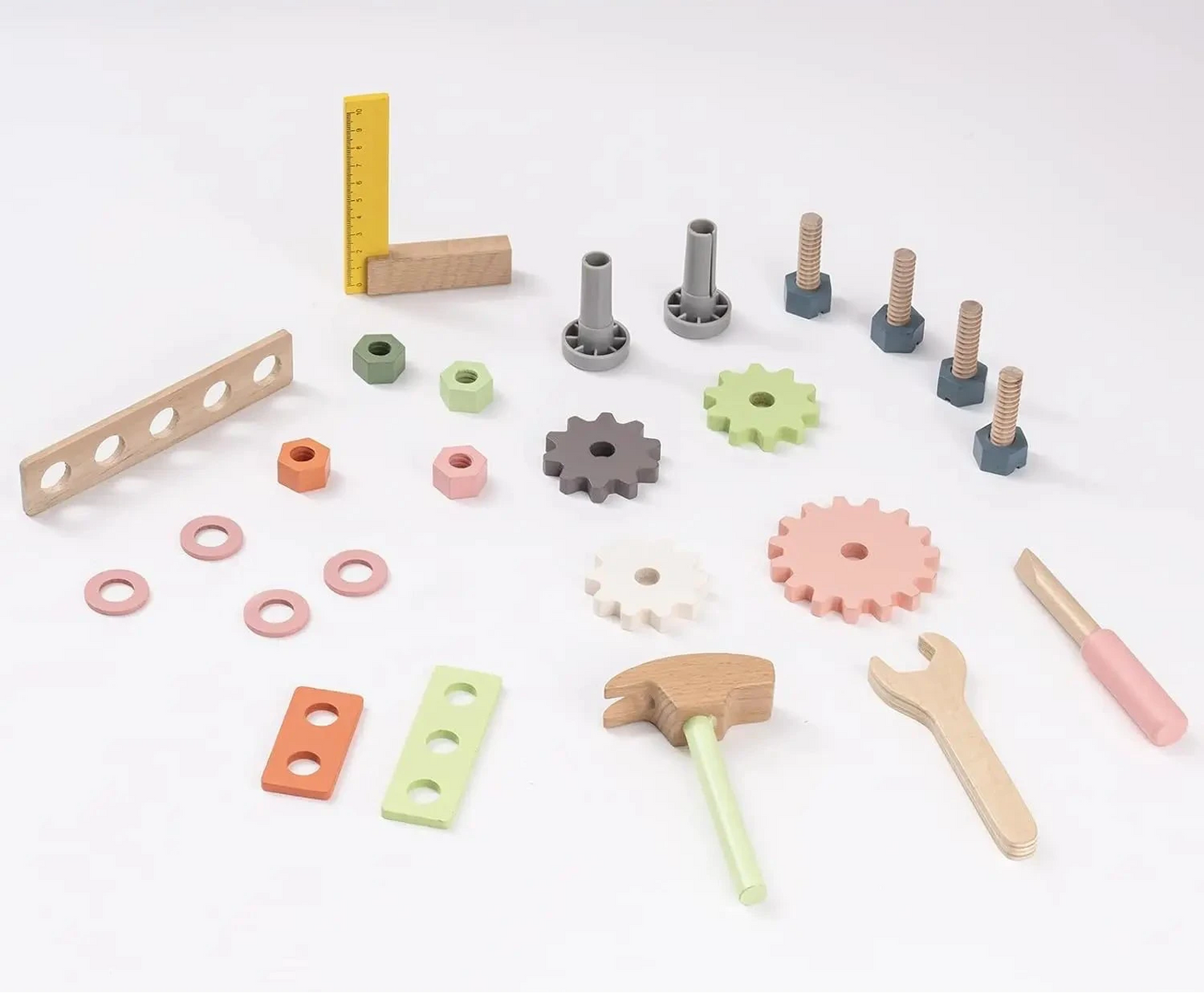 Etabli de bricolage en bois et son ensemble d'outils pour enfants
