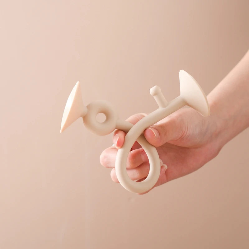 Jouet d'éveil à ventouse pour chaise haute de bébé