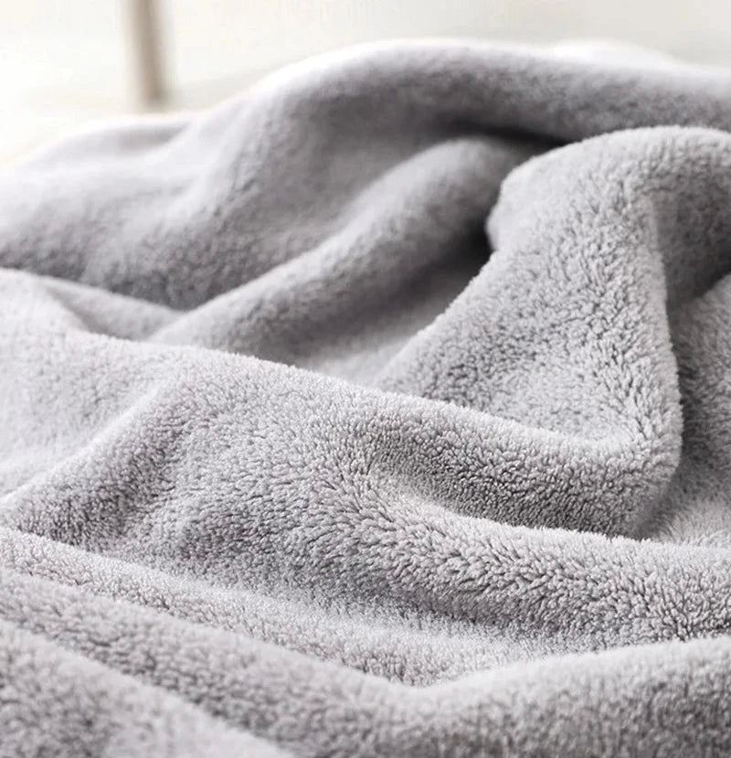Cape de bain en flanelle douce pour bébé