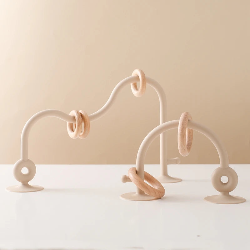 Jouet d'éveil à ventouse pour chaise haute de bébé