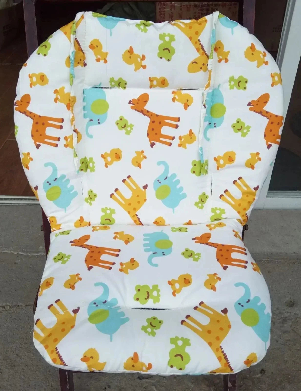 Coussin pour chaise haute et poussette Motif Girafe