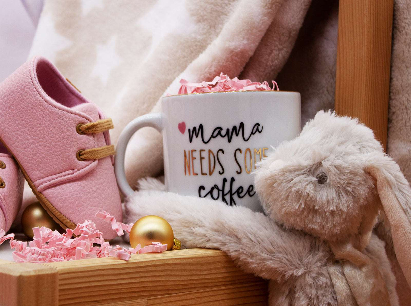 Coffret cadeau naissance avec couverture bébé et doudou (17 pièces)