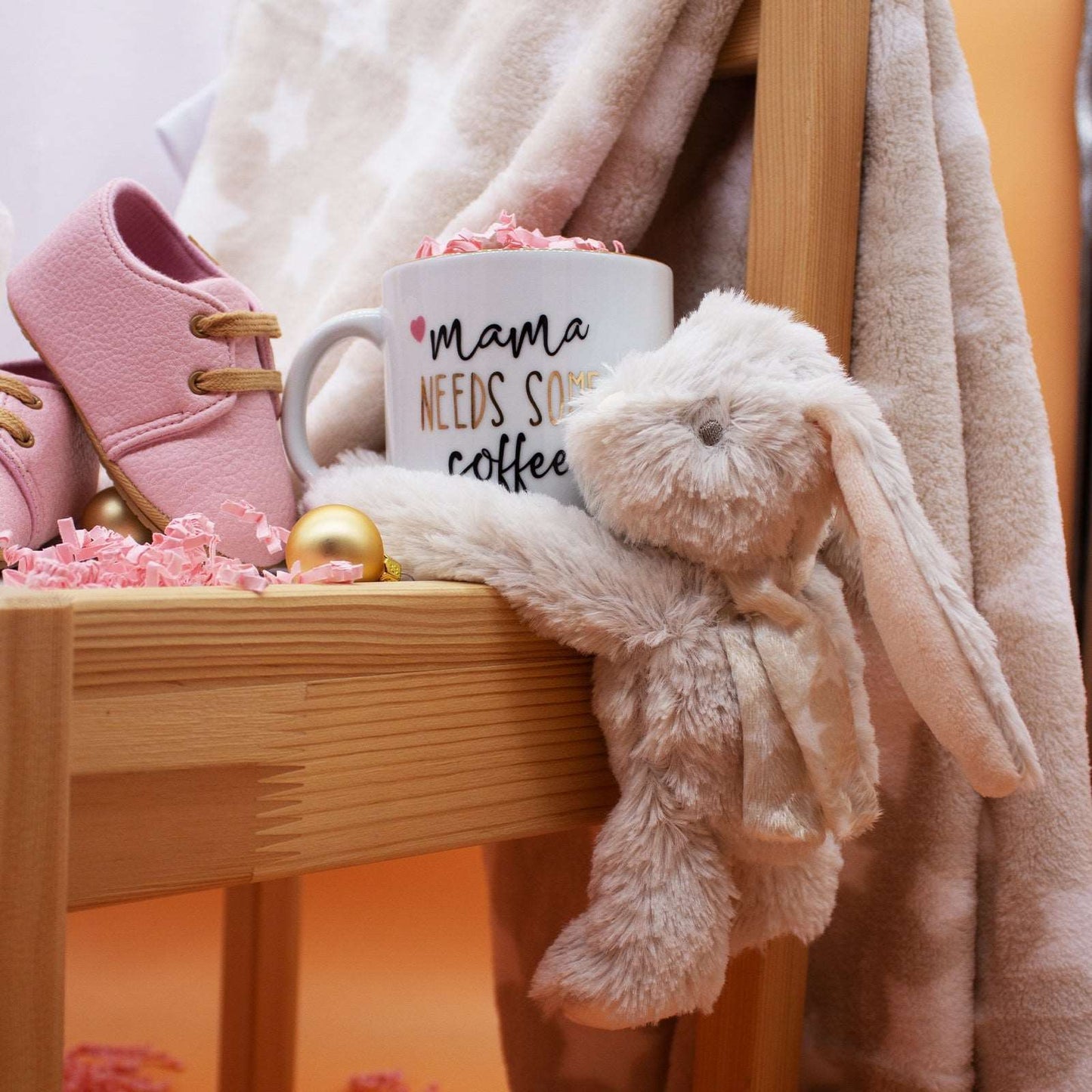 Coffret cadeau naissance avec couverture bébé et doudou (17 pièces)